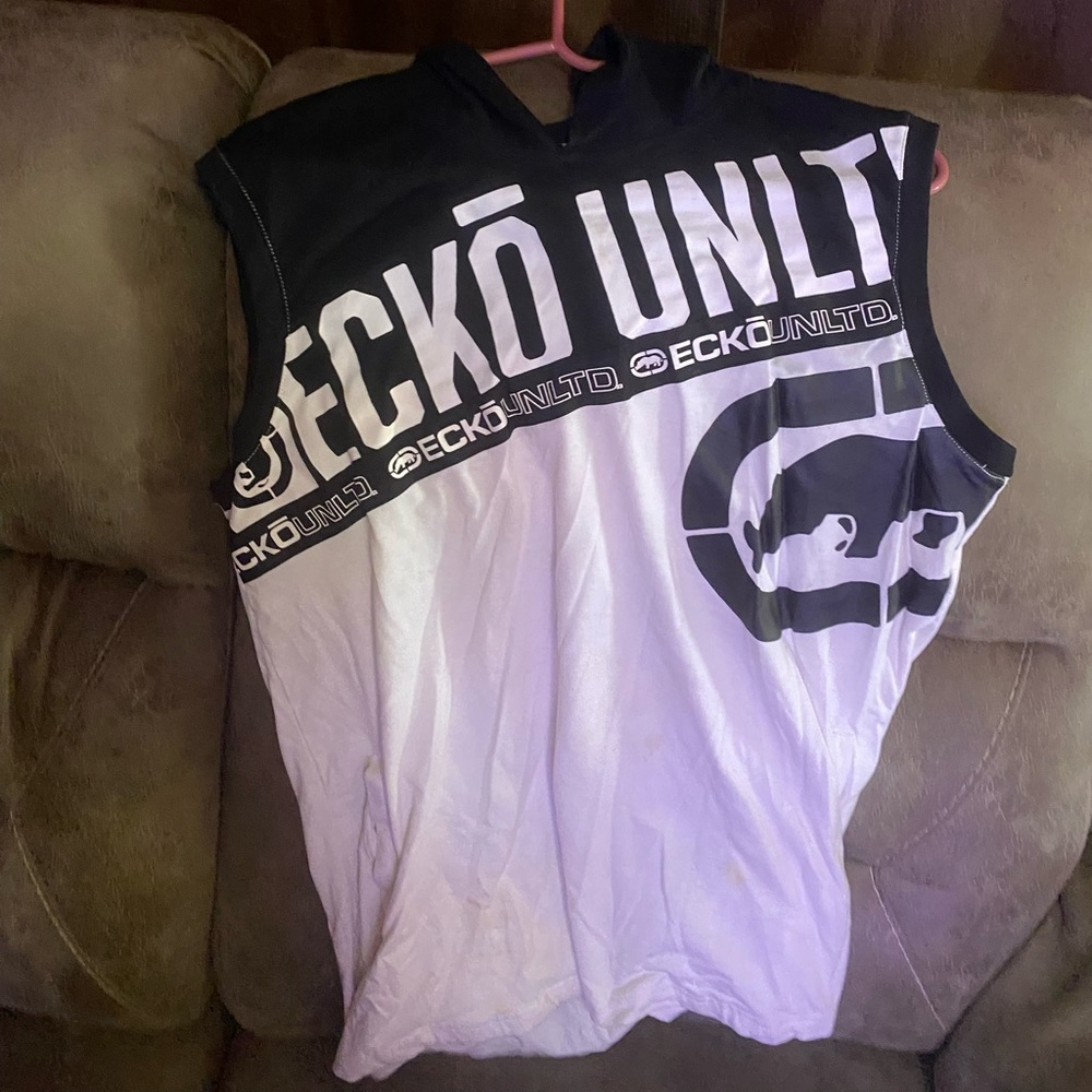 Sleeveless shirt with hood men’s large